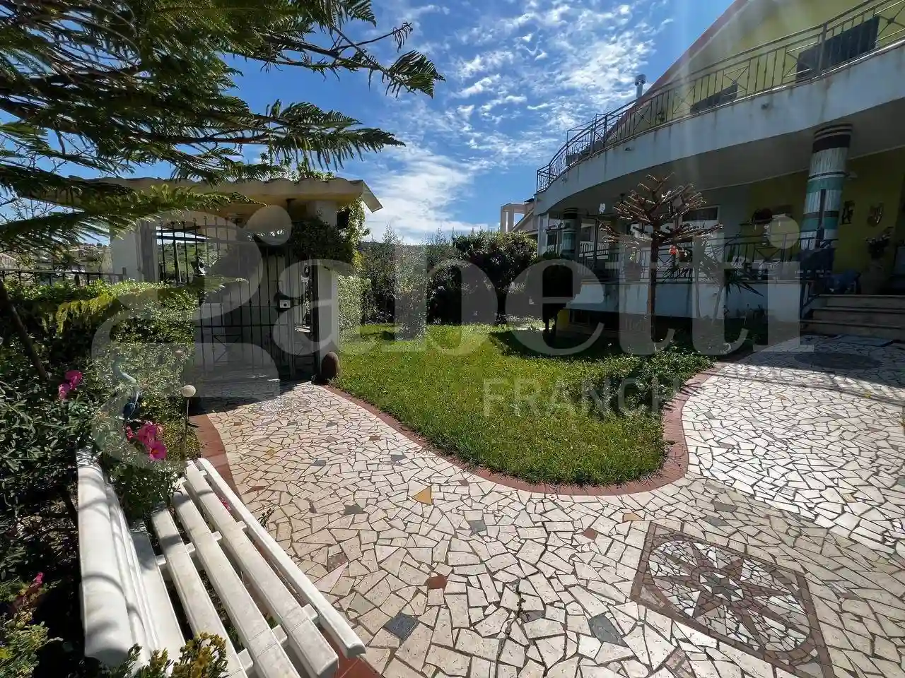 Villa - foto 2