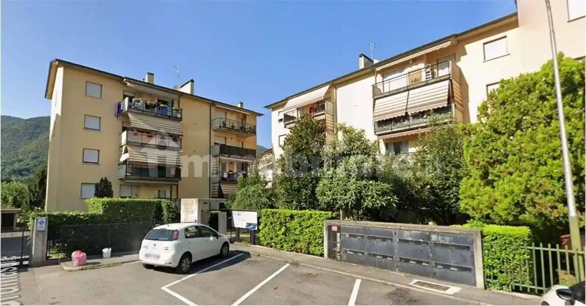 Appartamento in vendita a Alzano Lombardo