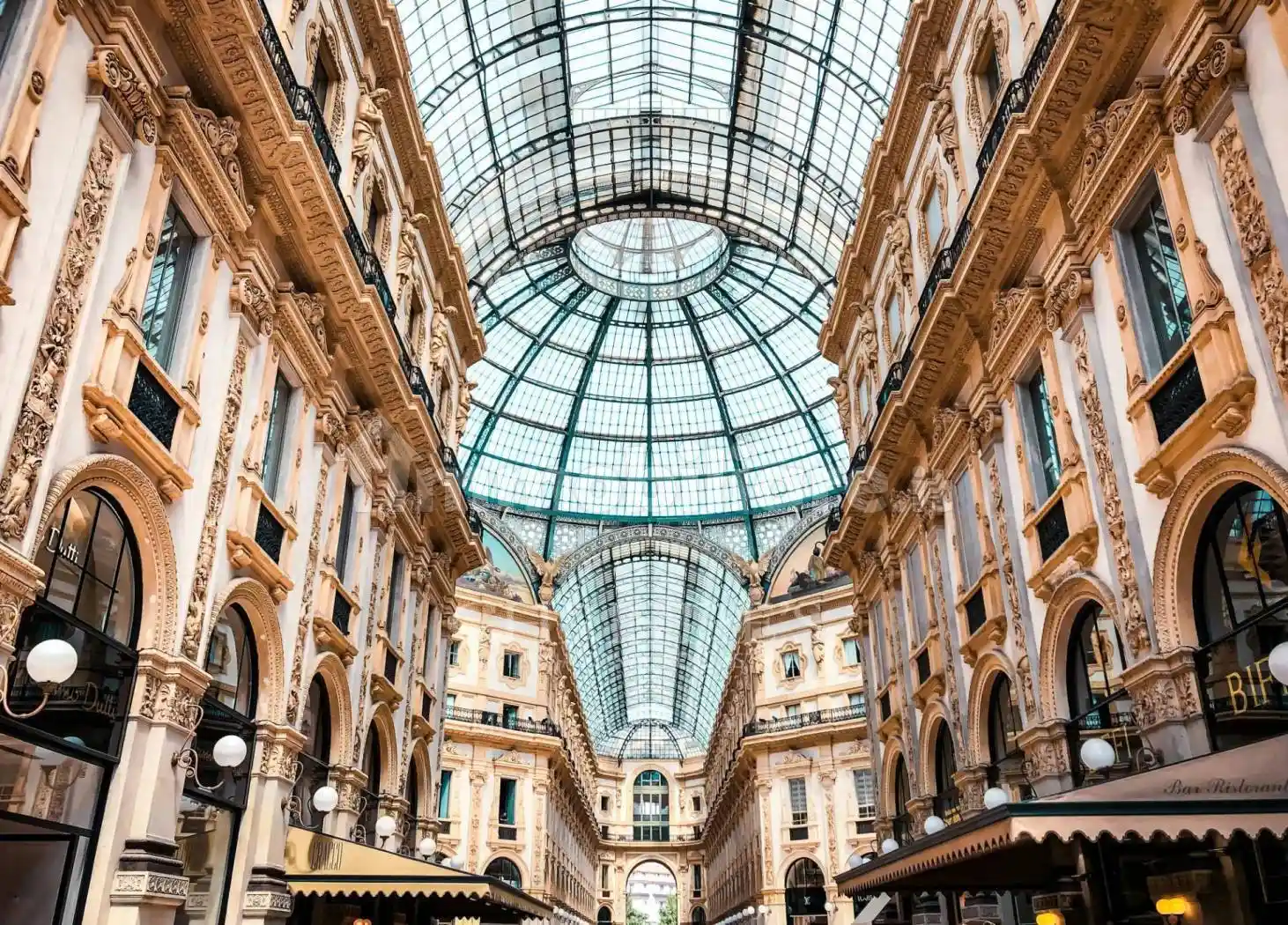Palazzo - Edificio in vendita a Milano