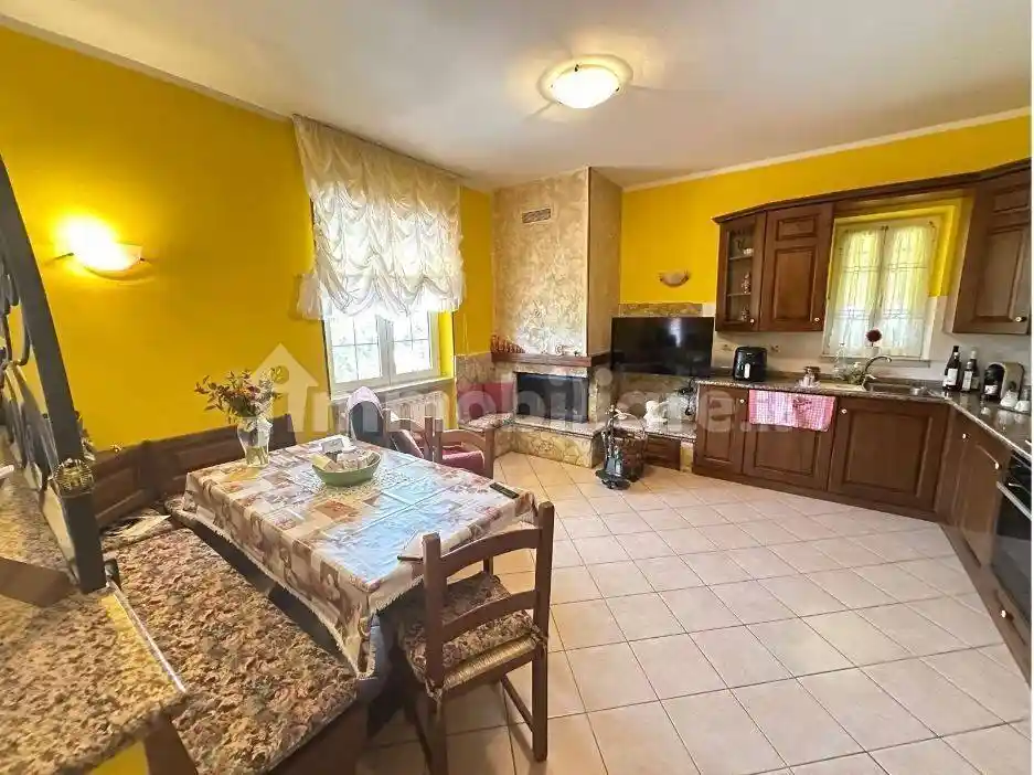 Villetta a schiera in vendita a Luni