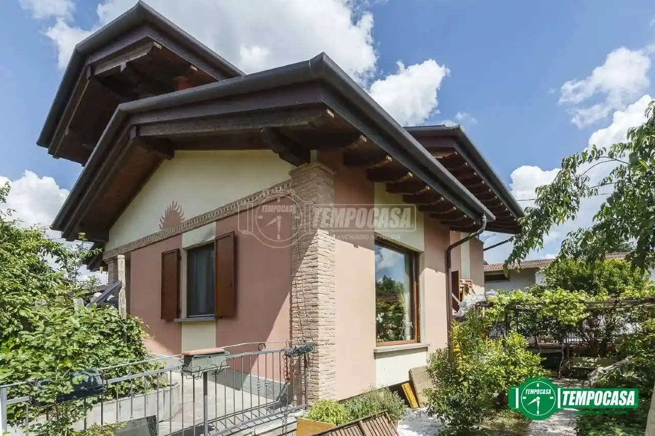 Villa in vendita a Bergamo