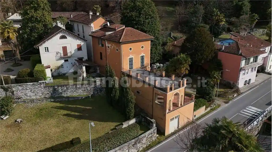 Villa in vendita a Orta San Giulio