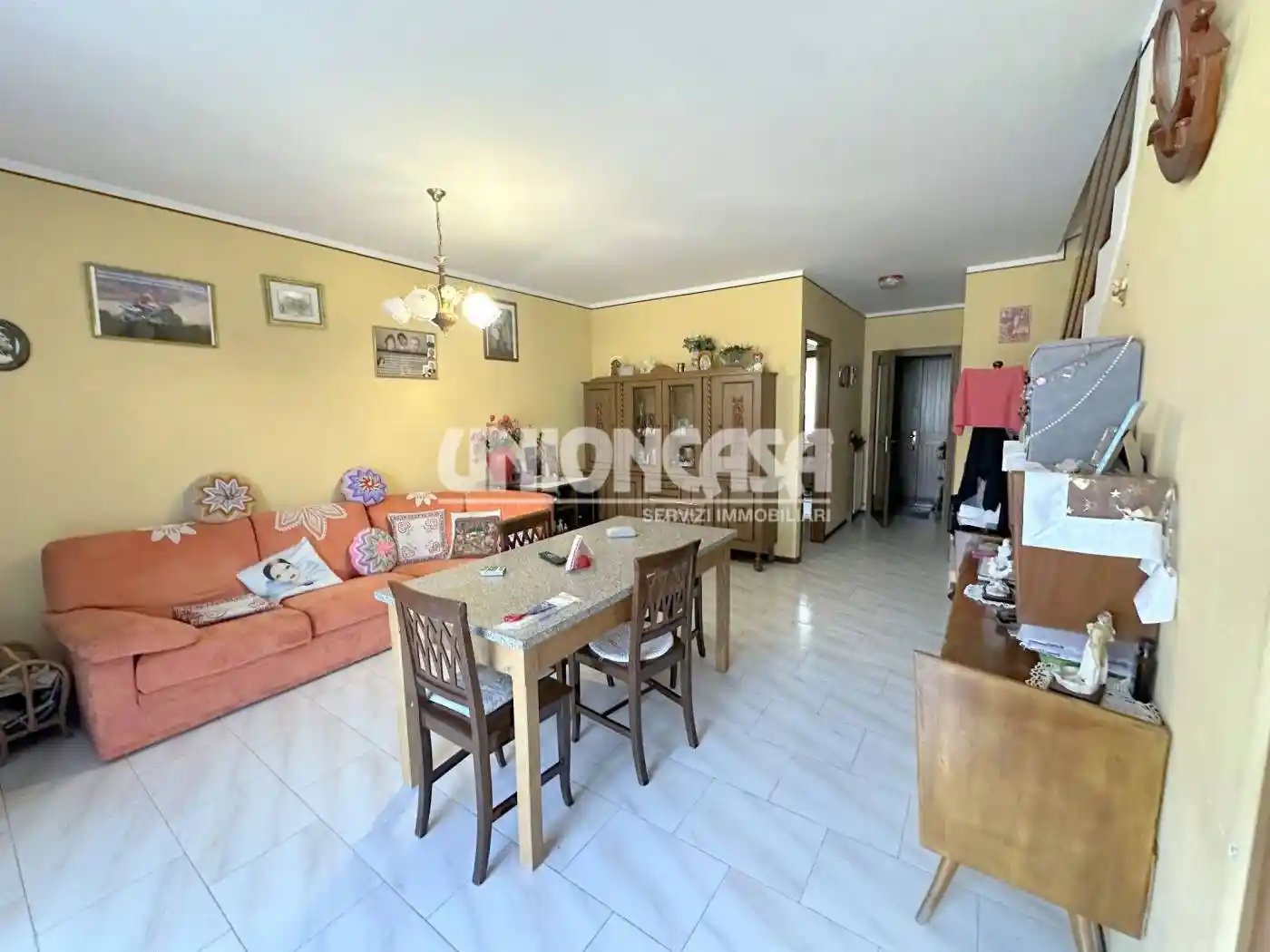Casa indipendente in vendita a Bizzarone