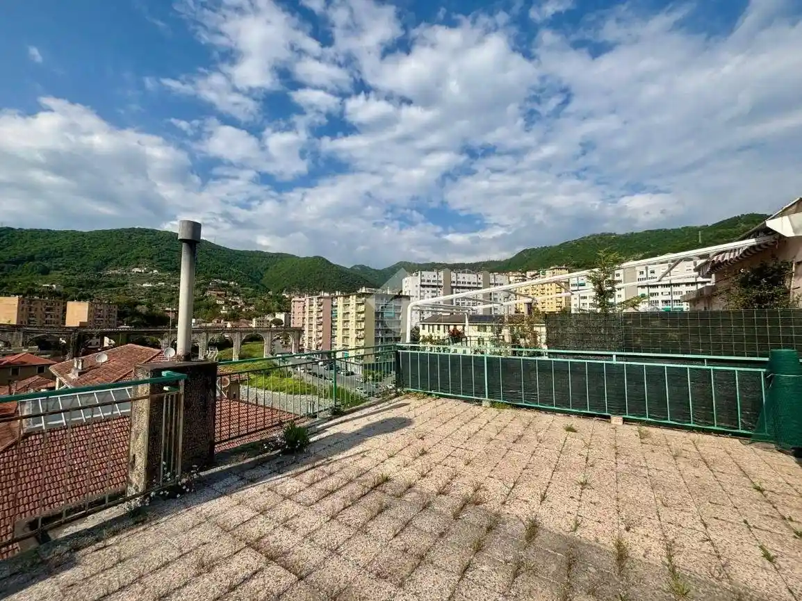 Appartamento in vendita a Genova