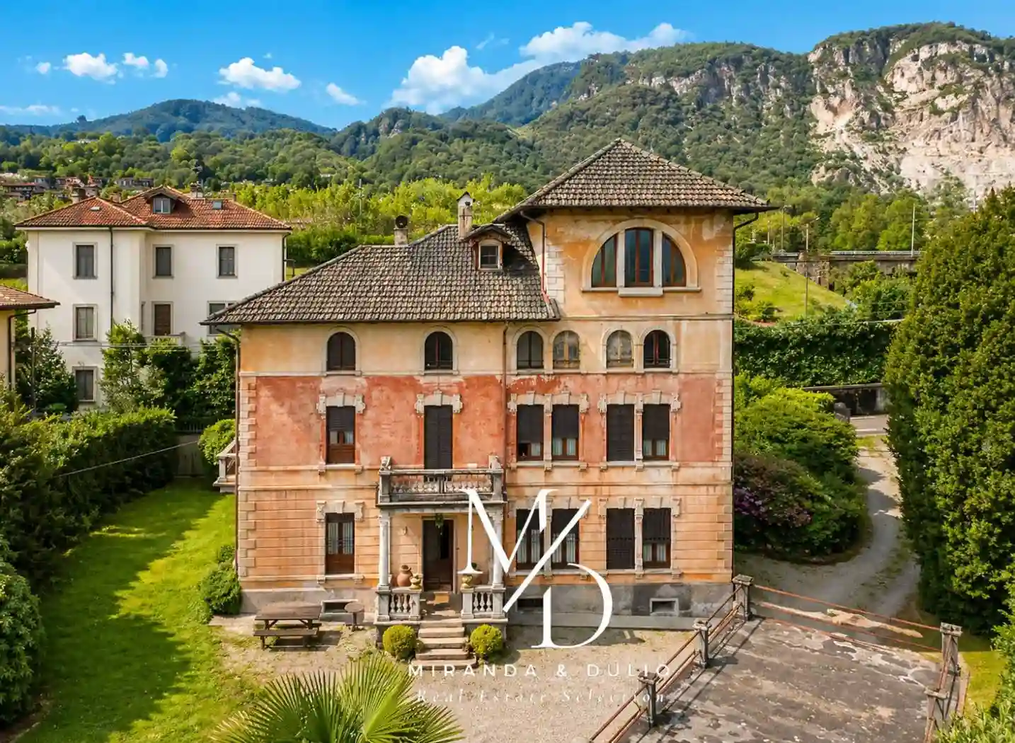 Villa - foto 2