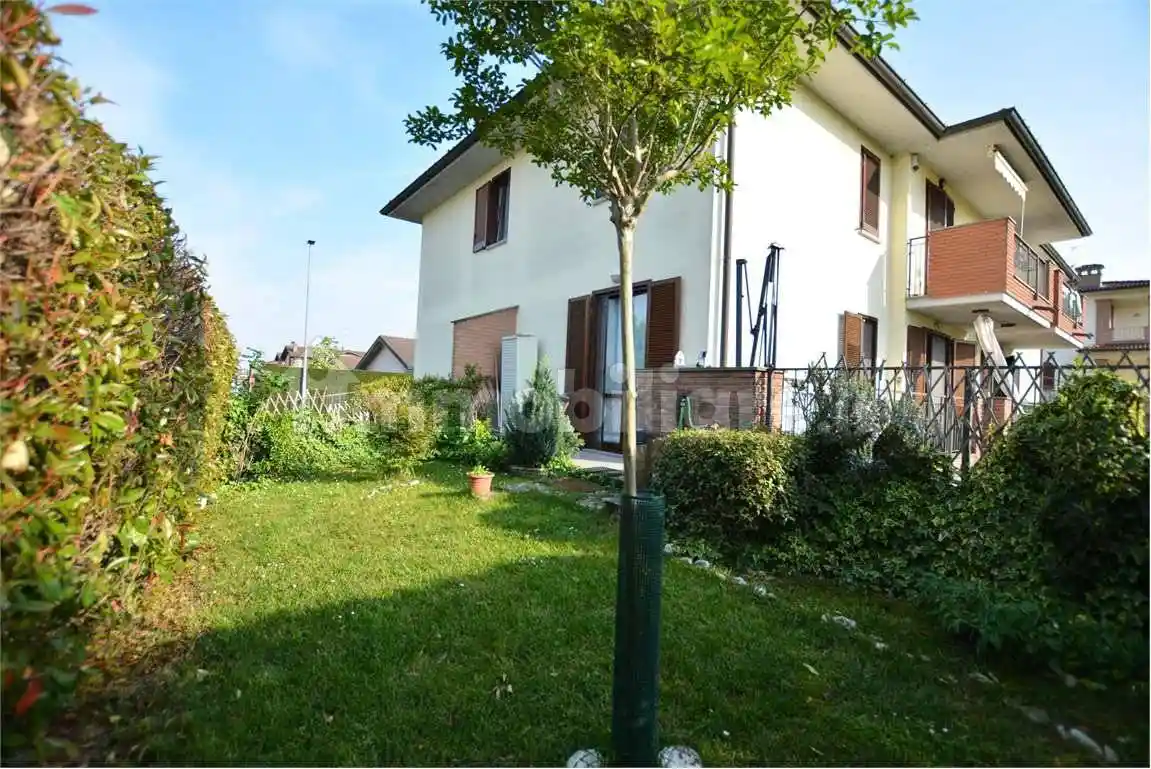 Appartamento in vendita a San Colombano al Lambro