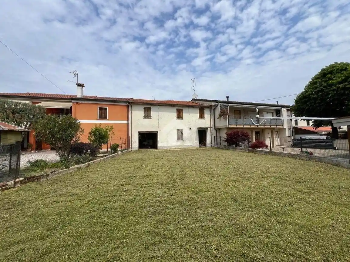 Rustico - Casale in vendita a Resana