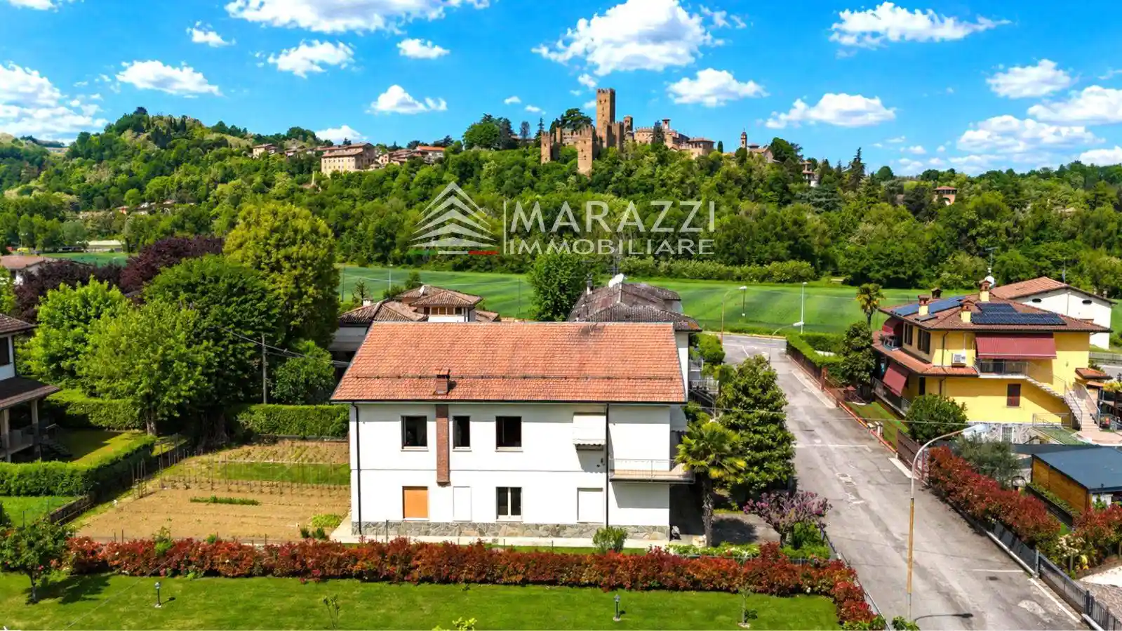 Villa in vendita a Castell'Arquato