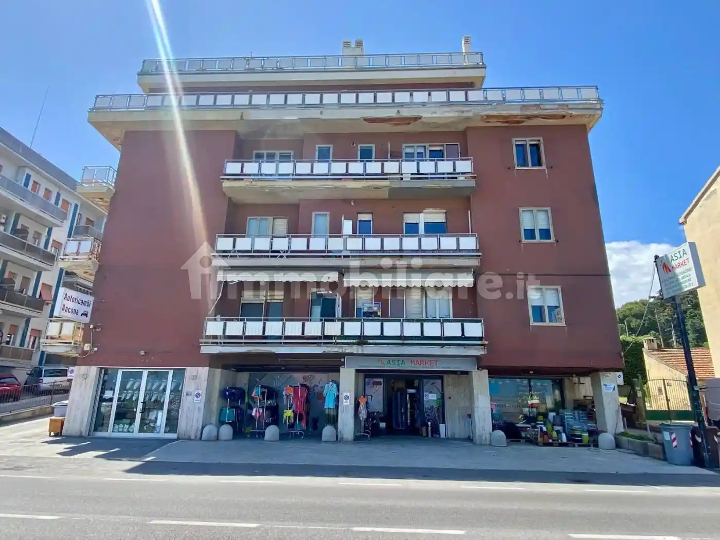 Appartamento in vendita a Falconara Marittima