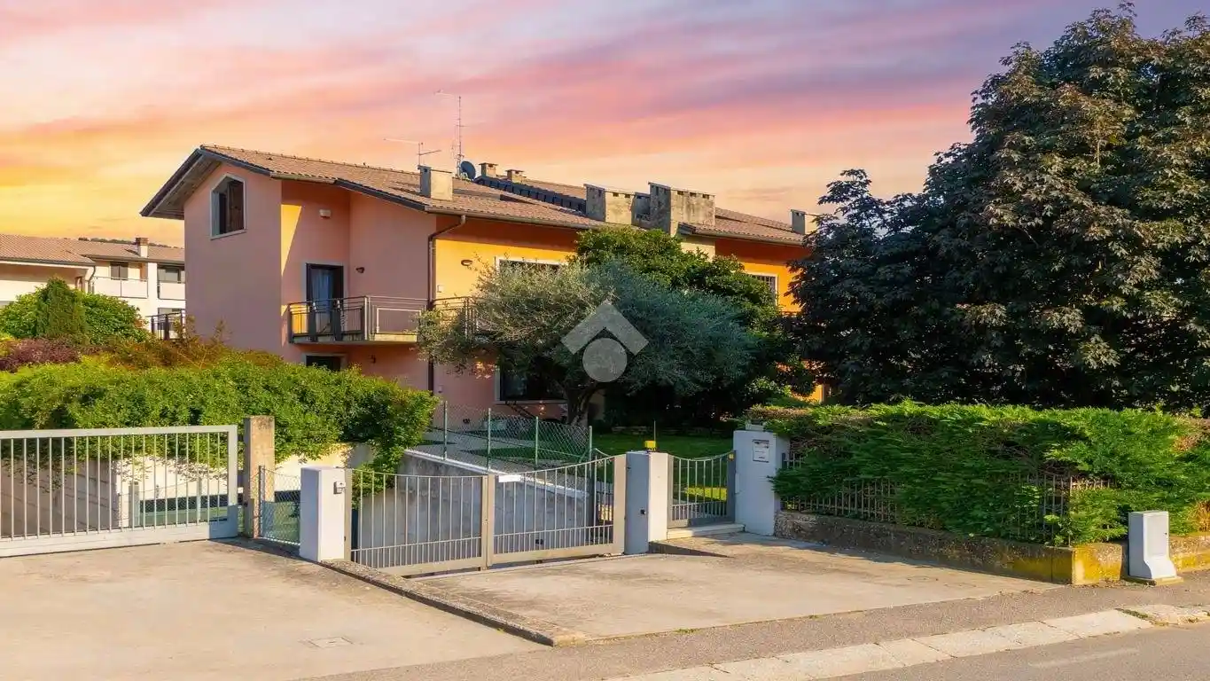 Villa in vendita a Verona