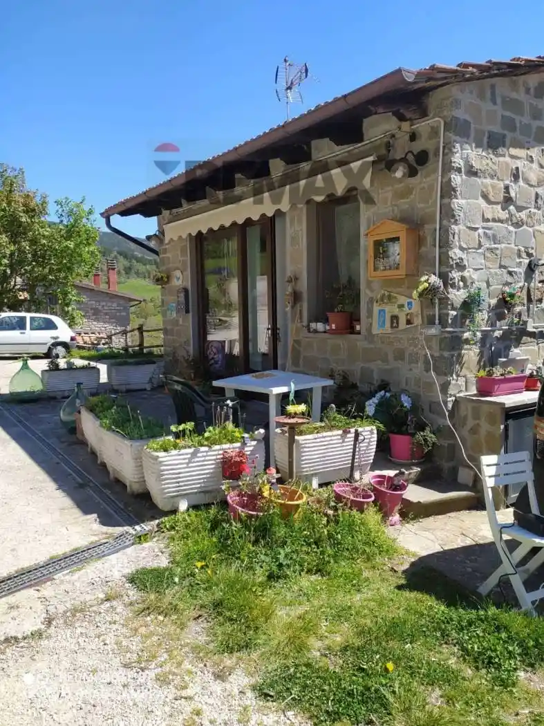 Casa indipendente in vendita a Chiusi della Verna