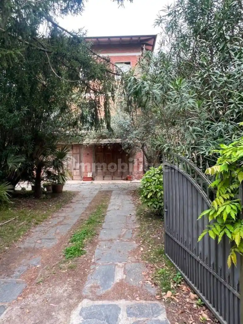 Villa in vendita a Pietrasanta