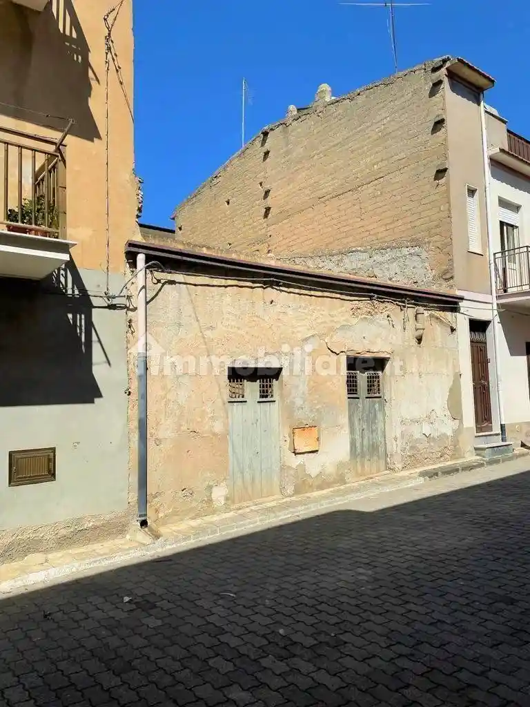 Casa indipendente in vendita a Campobello di Licata