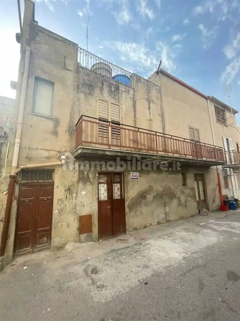Casa indipendente in vendita a Campobello di Licata