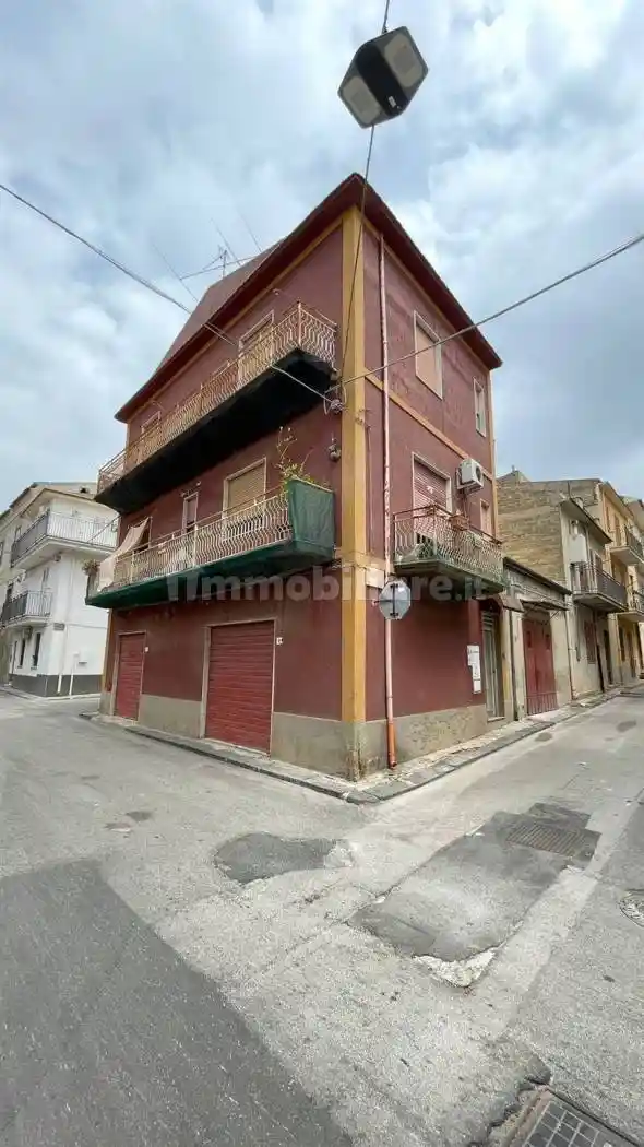 Casa indipendente in vendita a Campobello di Licata