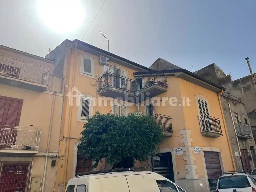 Casa indipendente in vendita a Campobello di Licata