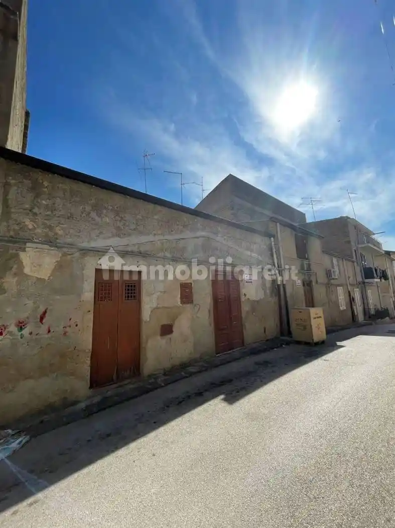 Casa indipendente in vendita a Campobello di Licata
