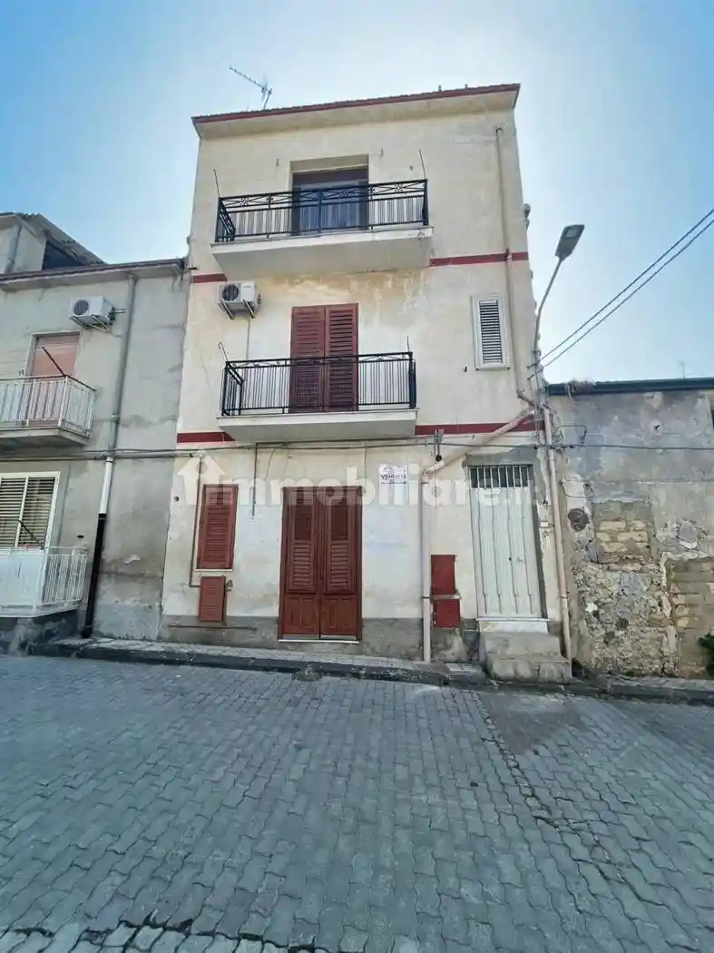Casa indipendente in vendita a Campobello di Licata