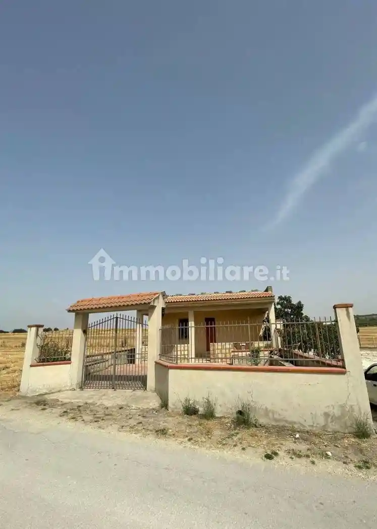 Villa in vendita a Naro