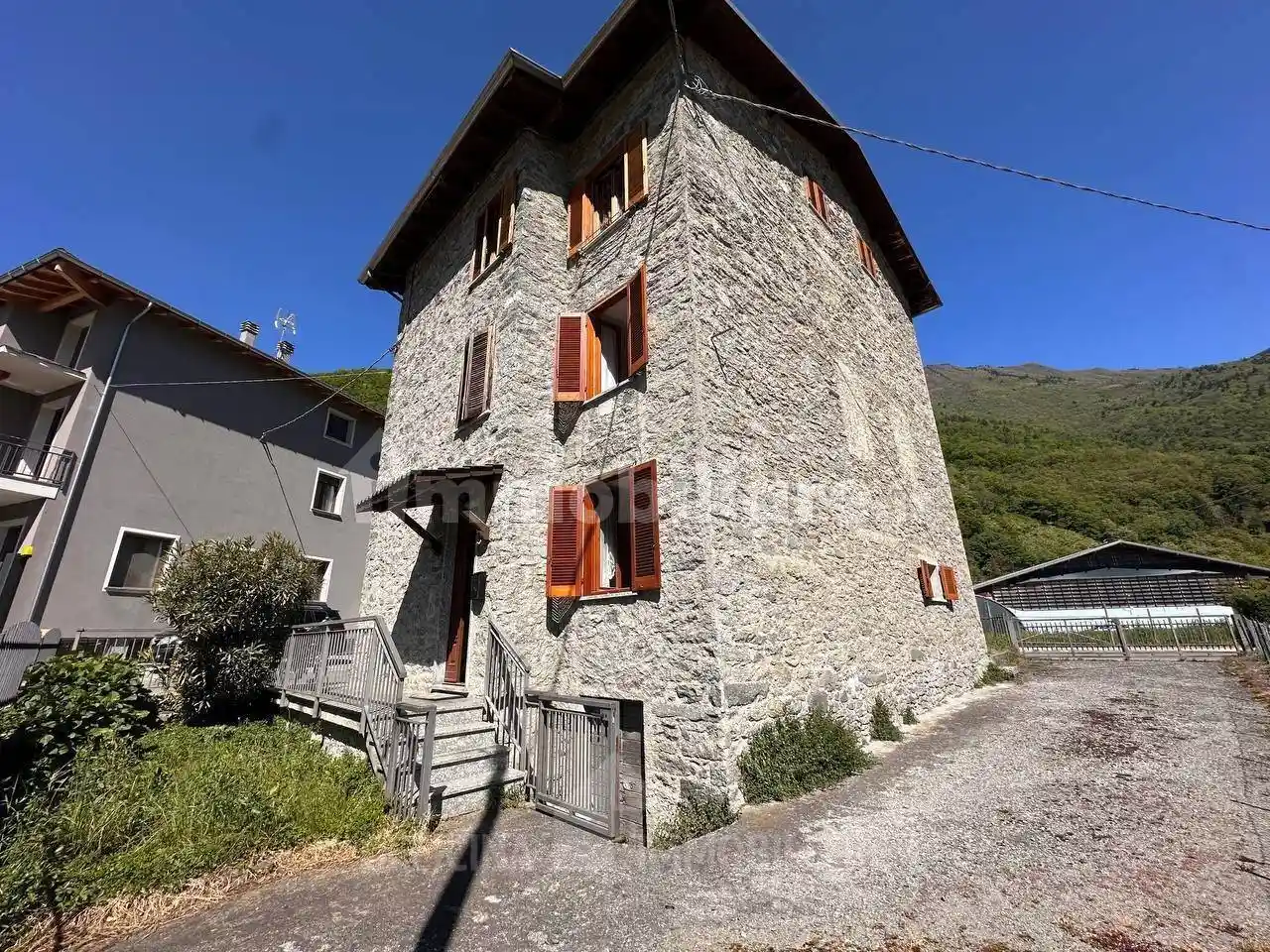 Appartamento in vendita a Ardenno