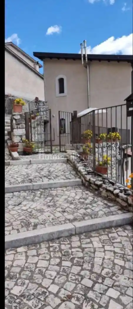 Appartamento in vendita a Villetta Barrea