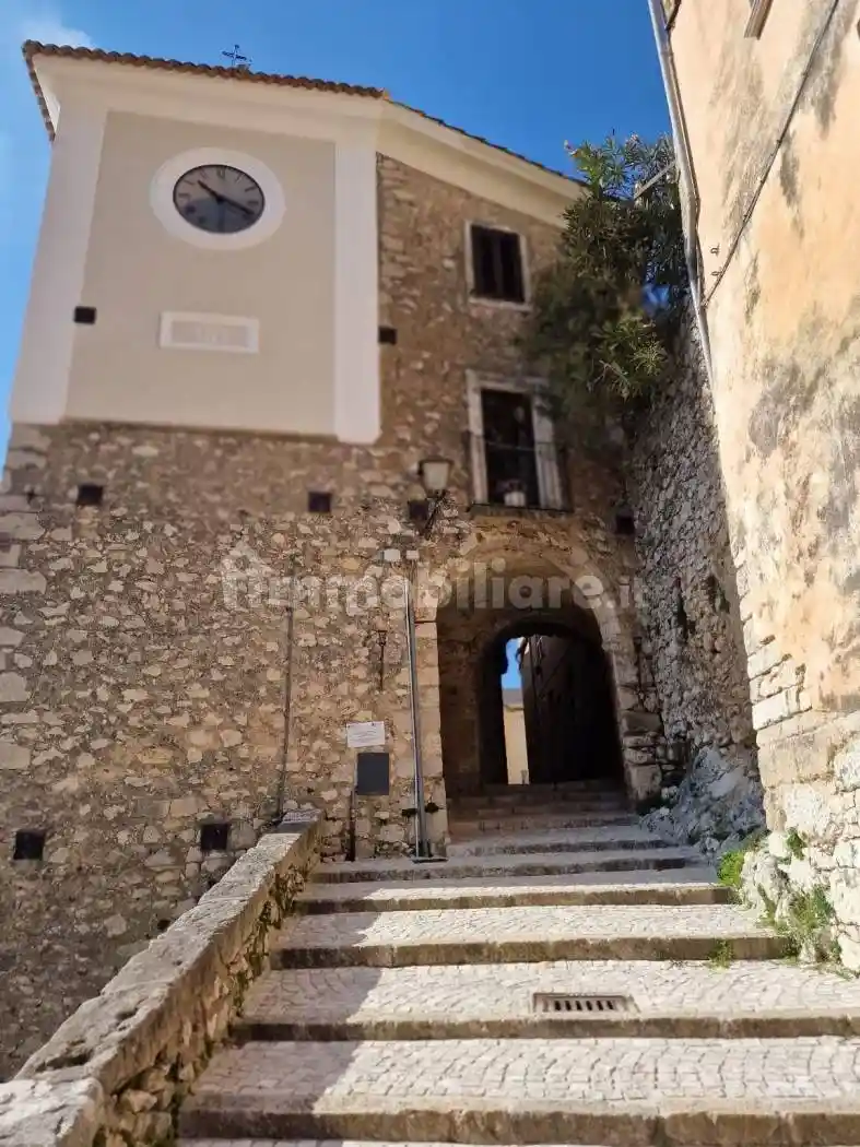 Appartamento in affitto a San Donato Val di Comino