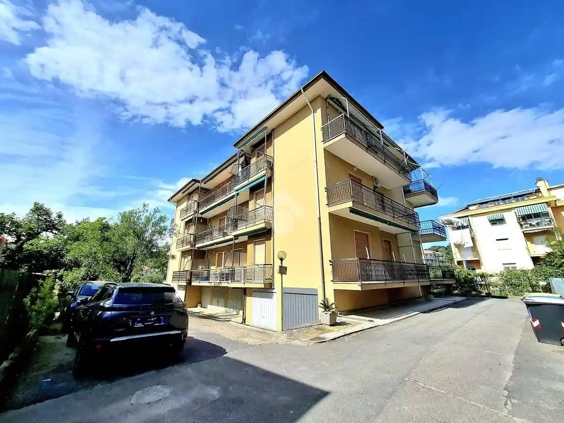 Appartamento in vendita a Diano Marina