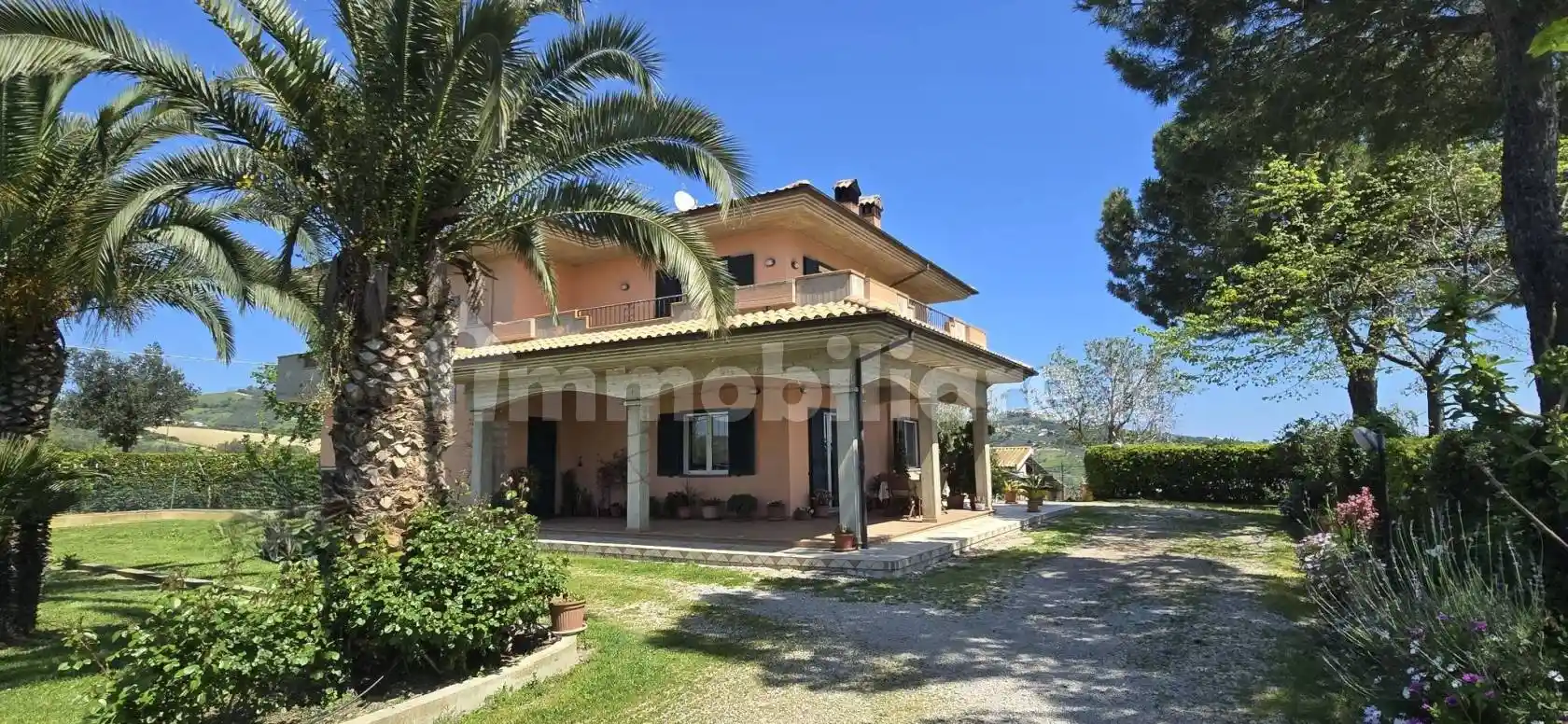 Villa in vendita a Città Sant'Angelo