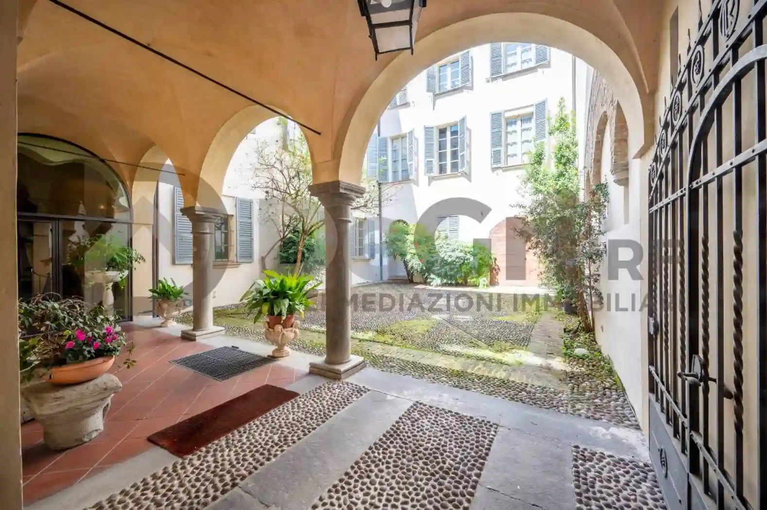 Palazzo - Edificio - foto 3