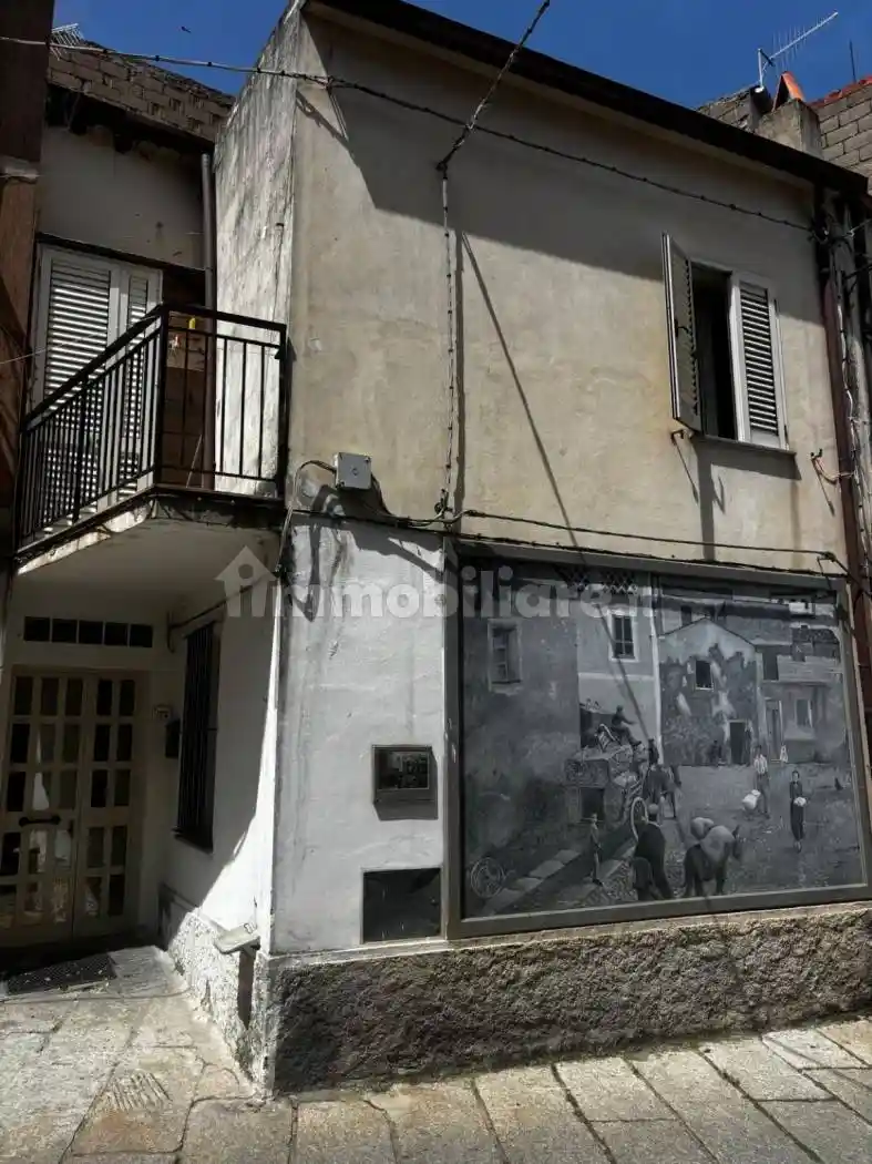 Villa in vendita a Illorai