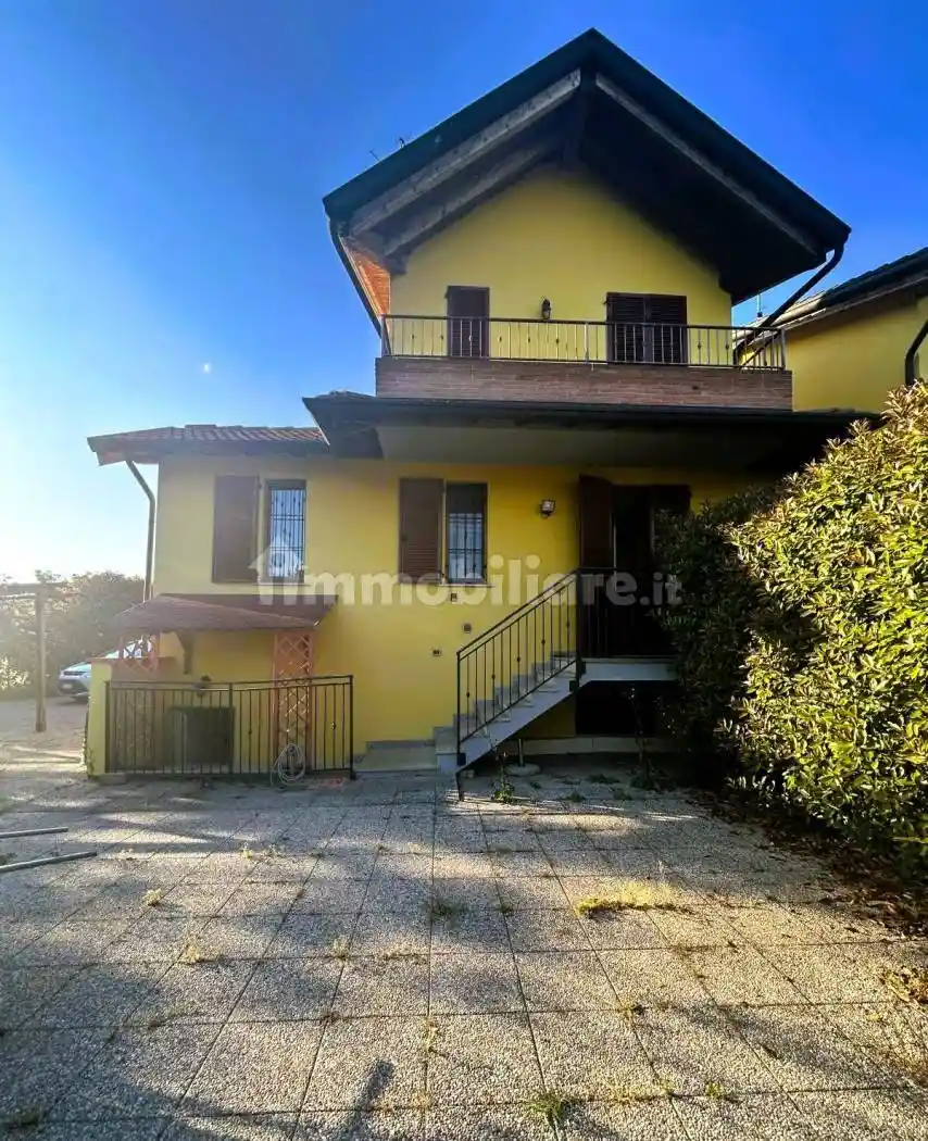Villetta a schiera in vendita a Calvenzano