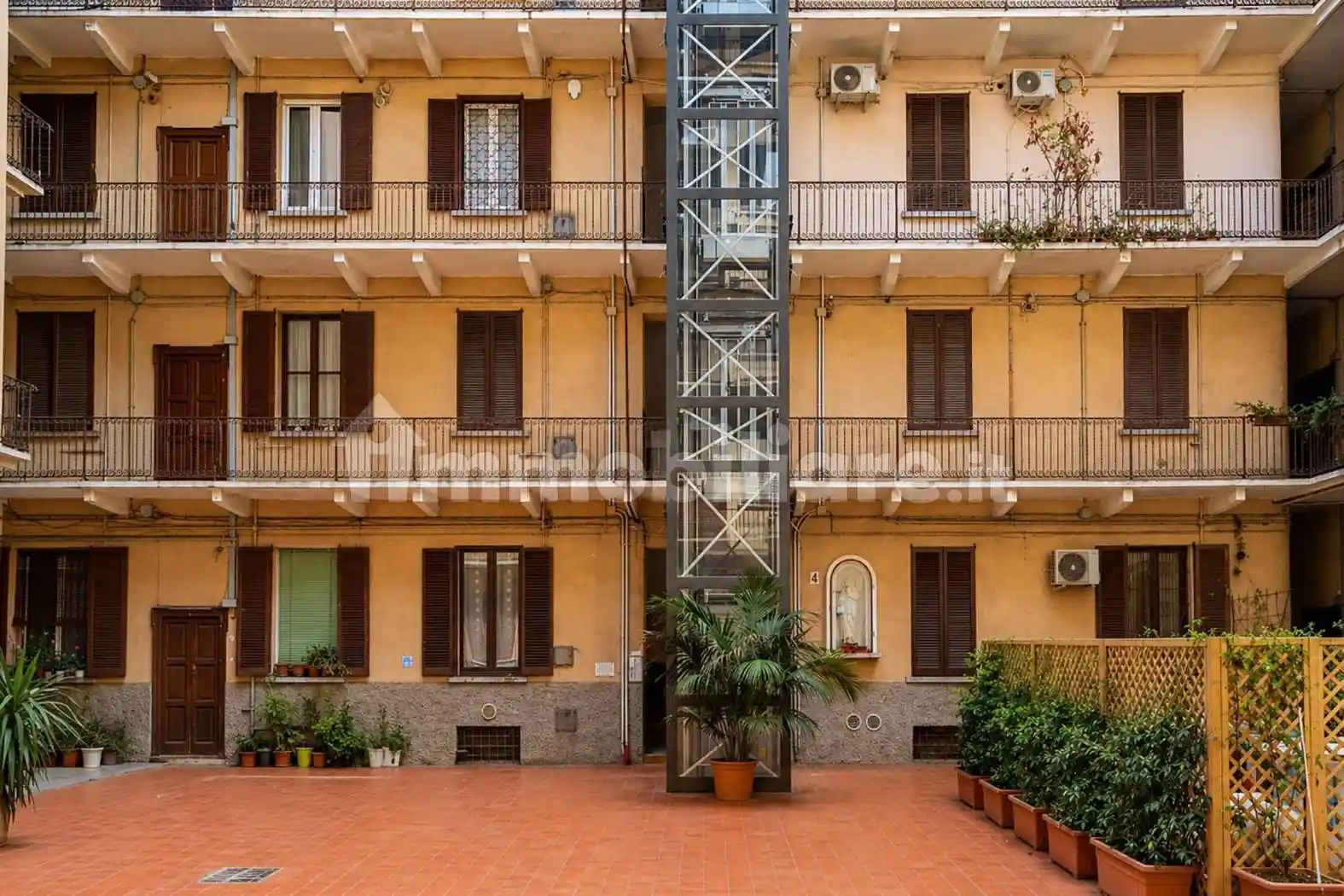 Appartamento in vendita a Milano