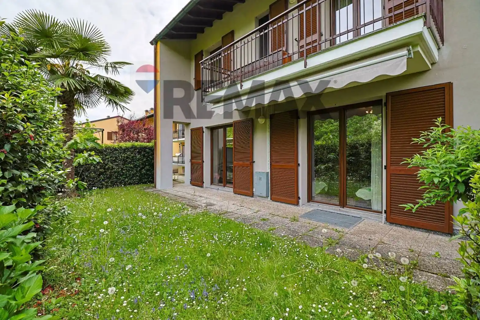 Appartamento in vendita a Lavena Ponte Tresa