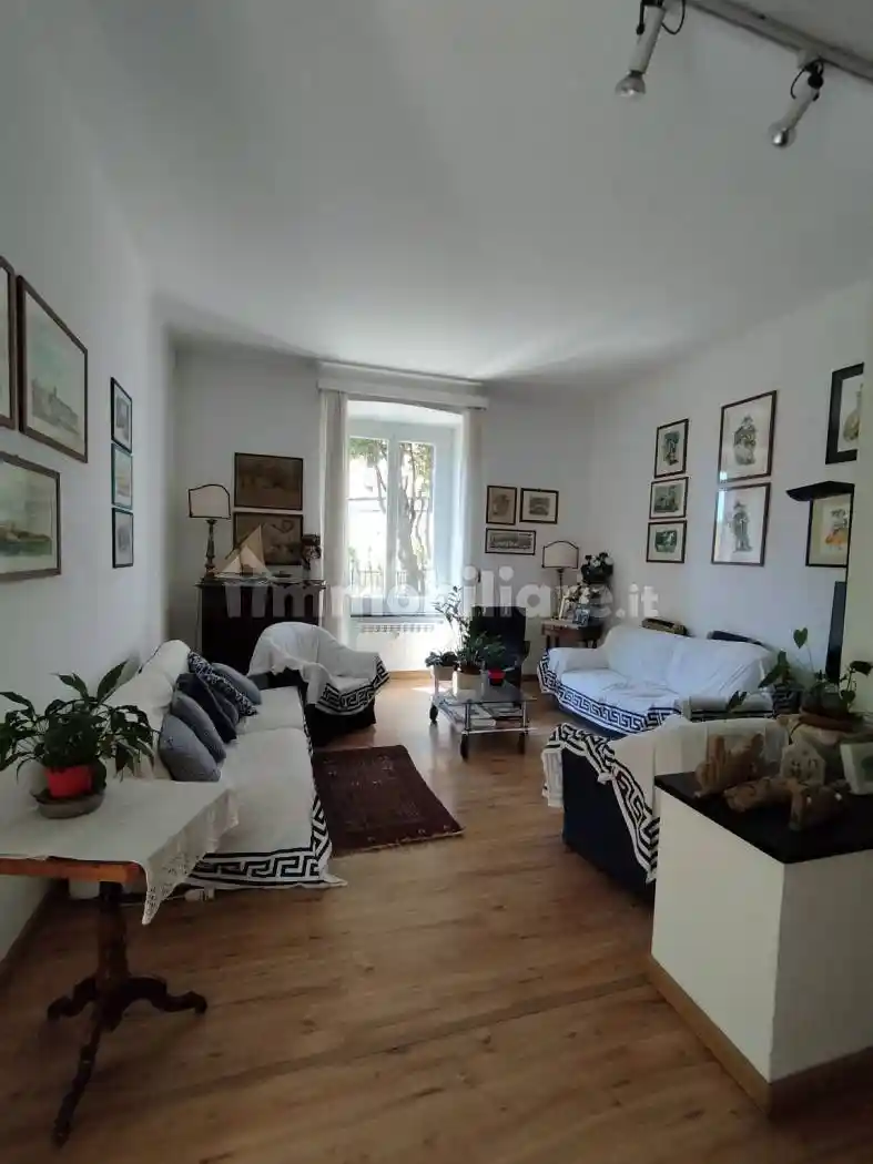 Appartamento in vendita a Genova