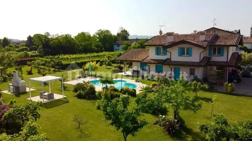 Villa in vendita a Gorizia