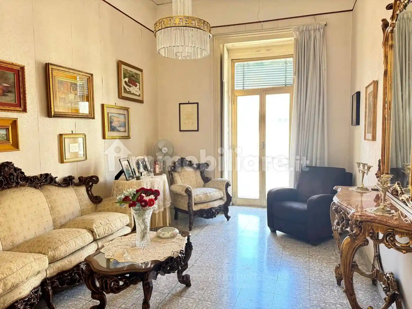 Appartamento in vendita a Napoli