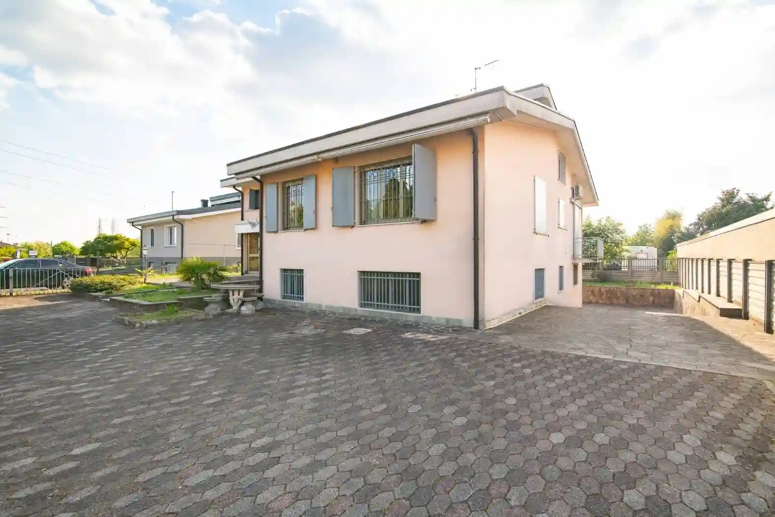 Villa - foto 2