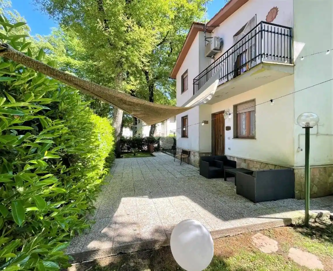 Villetta a schiera in vendita a Valentano