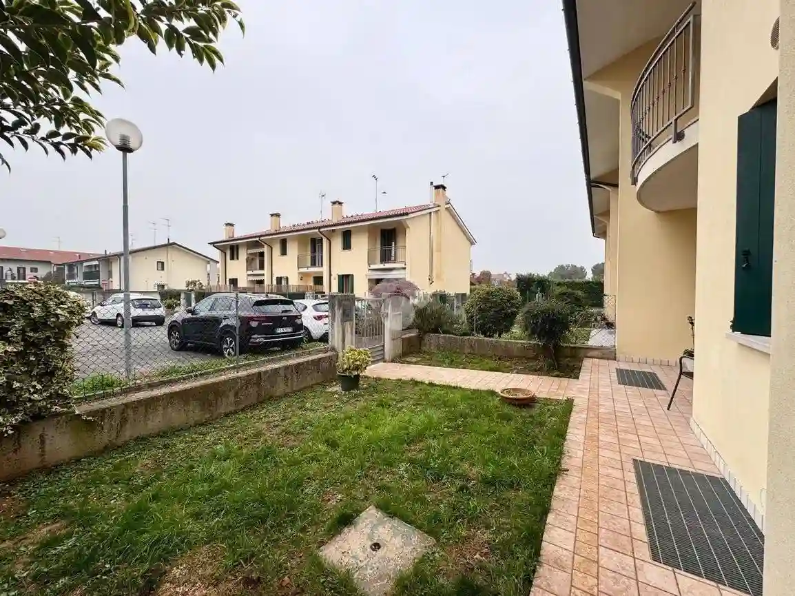 Villetta a schiera - foto 2