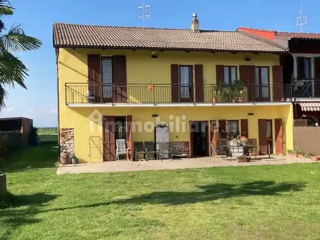 Casa indipendente in vendita a Cavour