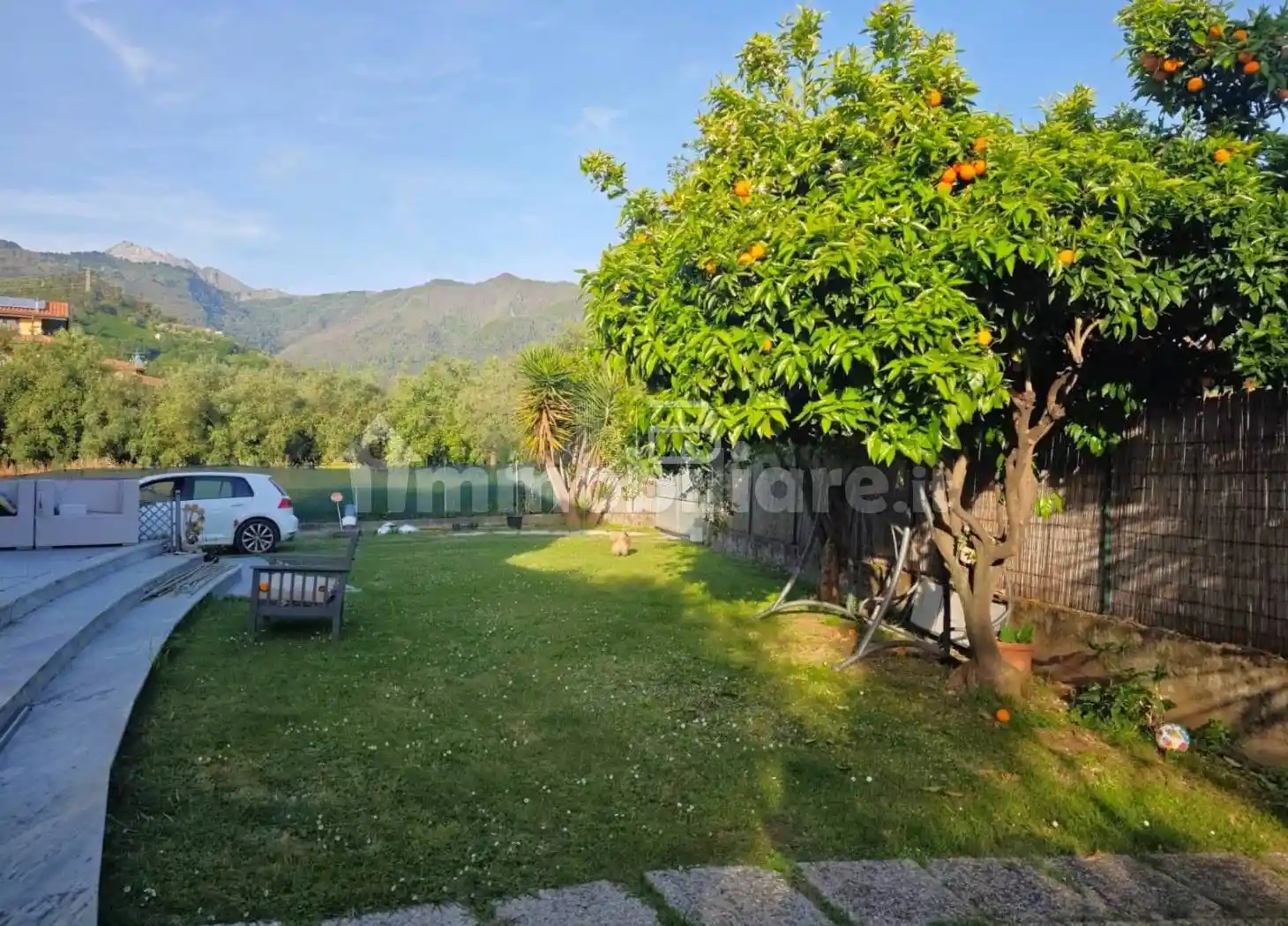 Villa in vendita a Montignoso