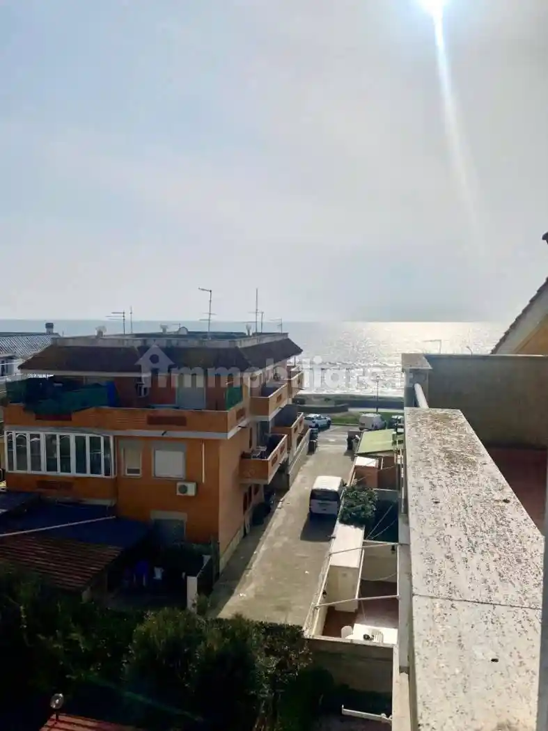 Appartamento in affitto a Ladispoli