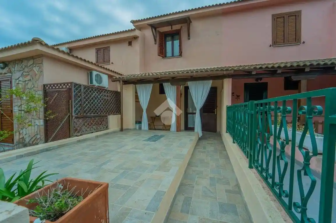 Villetta a schiera in vendita a San Teodoro