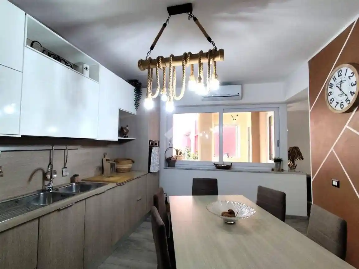 Casa indipendente in vendita a Santa Maria a Vico