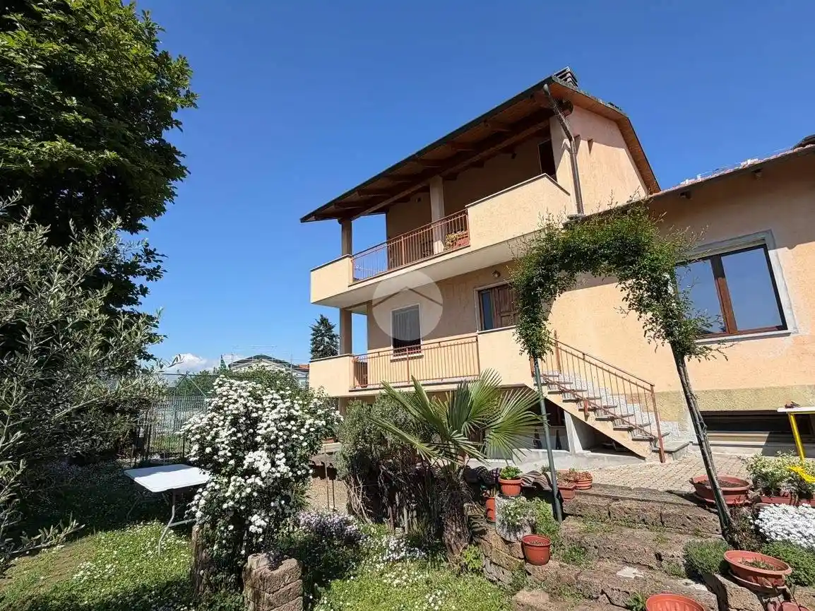 Villa in vendita a Borgaro Torinese