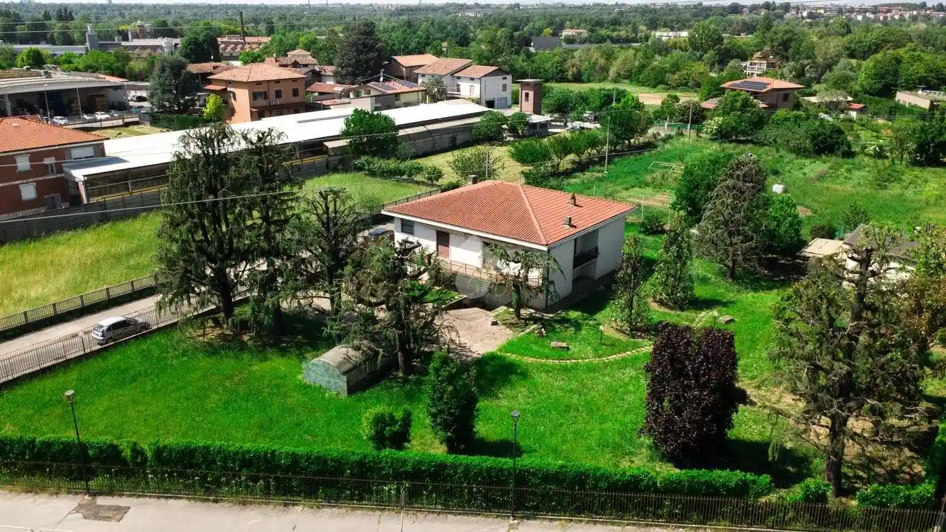 Villa in vendita a Pontirolo Nuovo