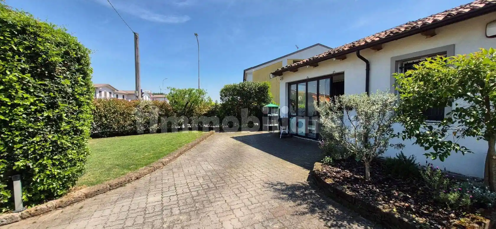 Villa in vendita a Asola