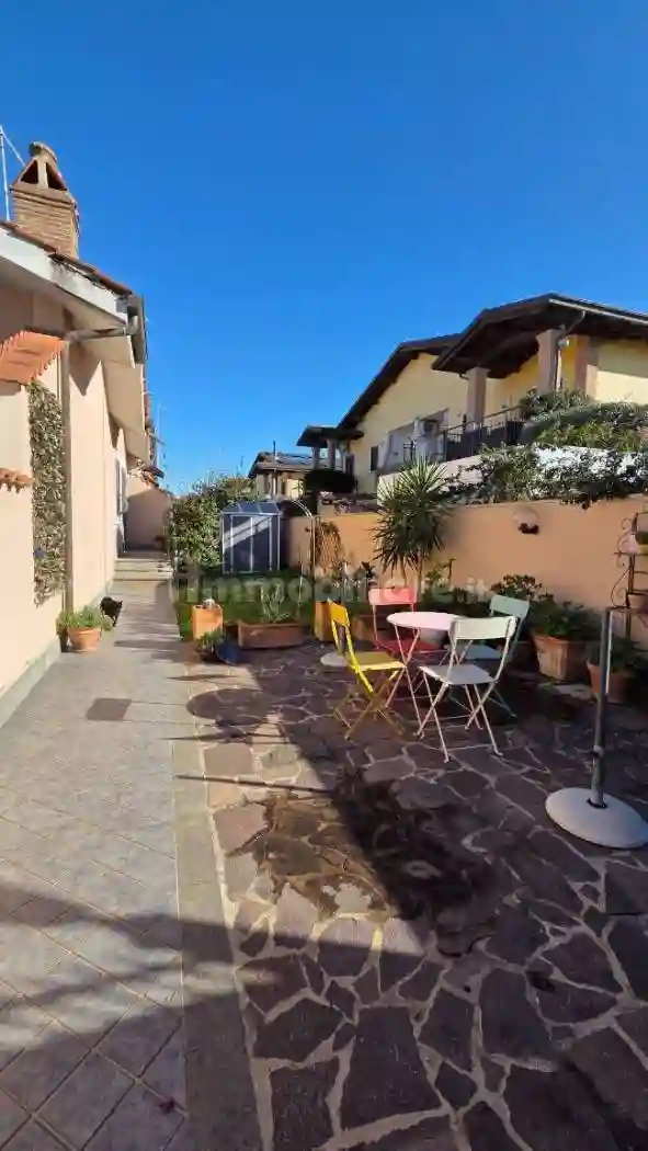 Villetta a schiera - foto 2