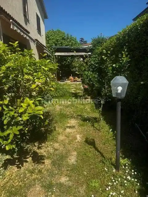 Villetta a schiera in vendita a Calci