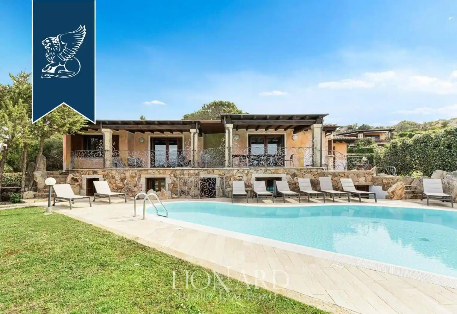 Villa in vendita a San Teodoro